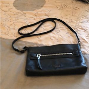 Crossbody purse